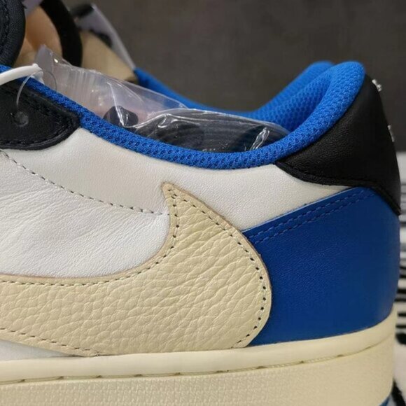 Air Jordan 1 Travis Scott Fragment Low - Picture 5 of 6